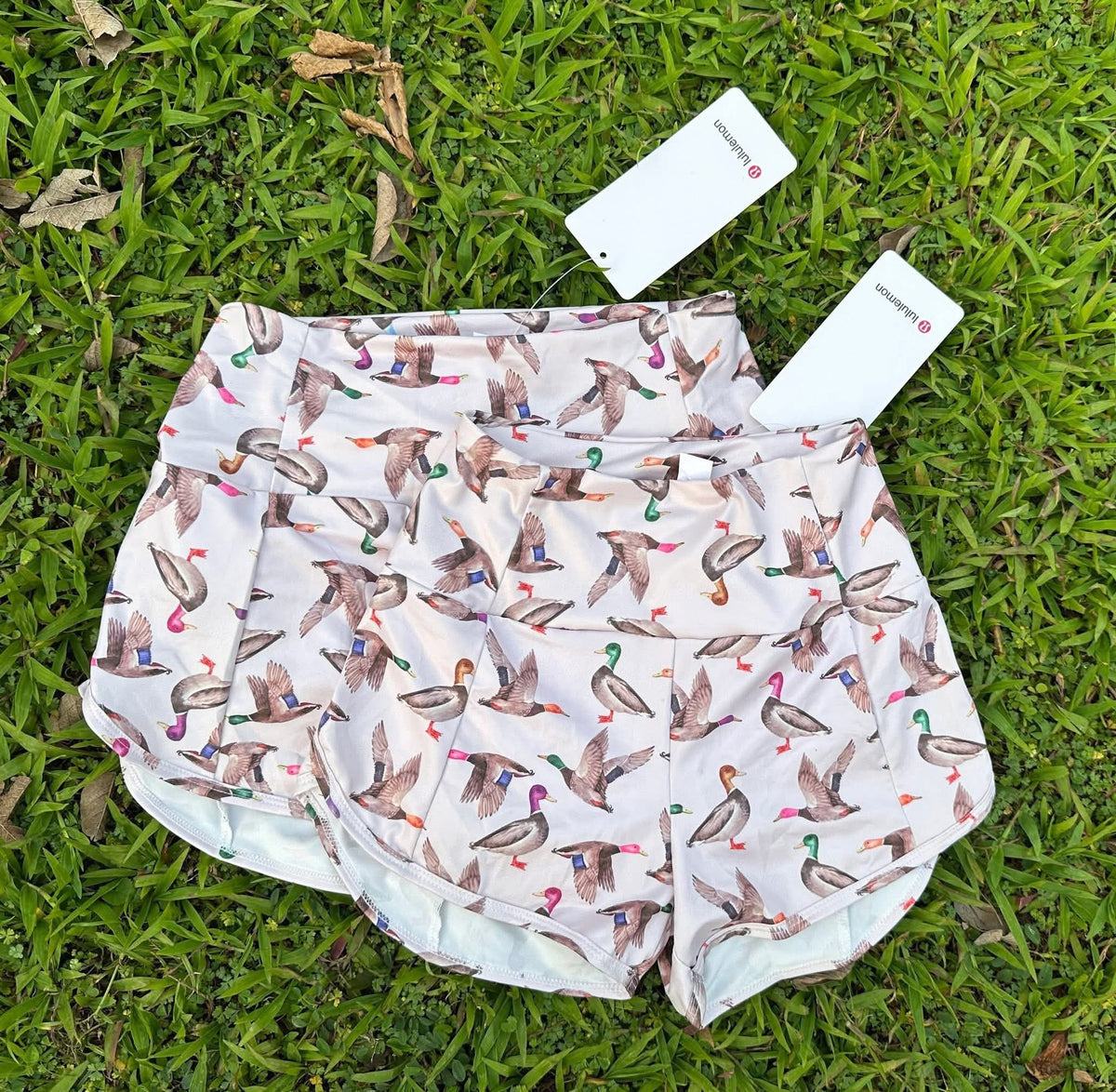 COMFY LEMON SHORTS