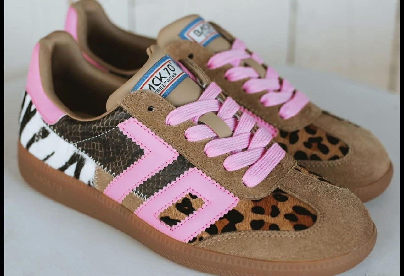 Back 70 pink cheetahs