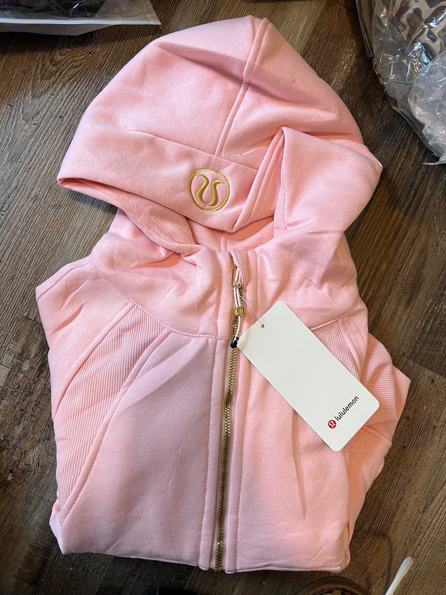 GIRLY PINK 🍋 🤿 💗