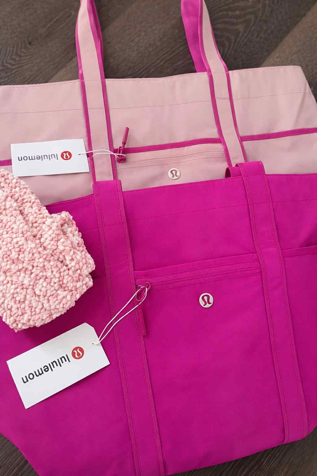 PINK TOTES