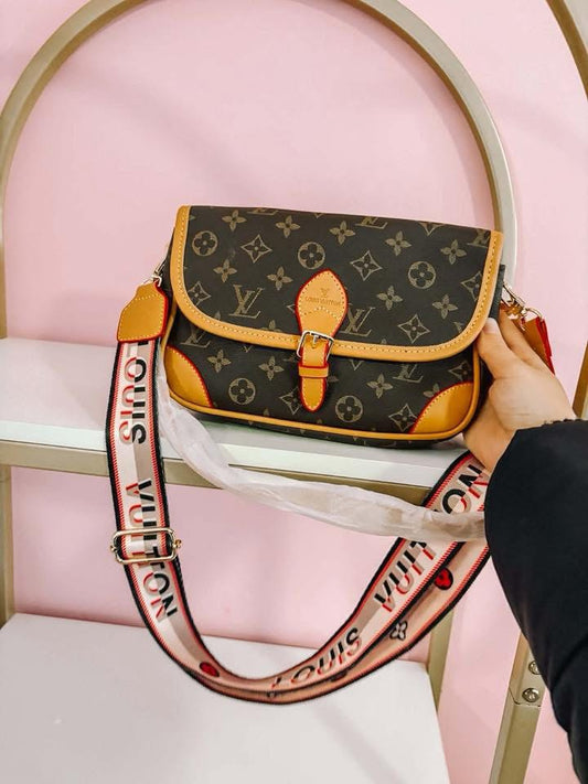 L V CROSSBODY